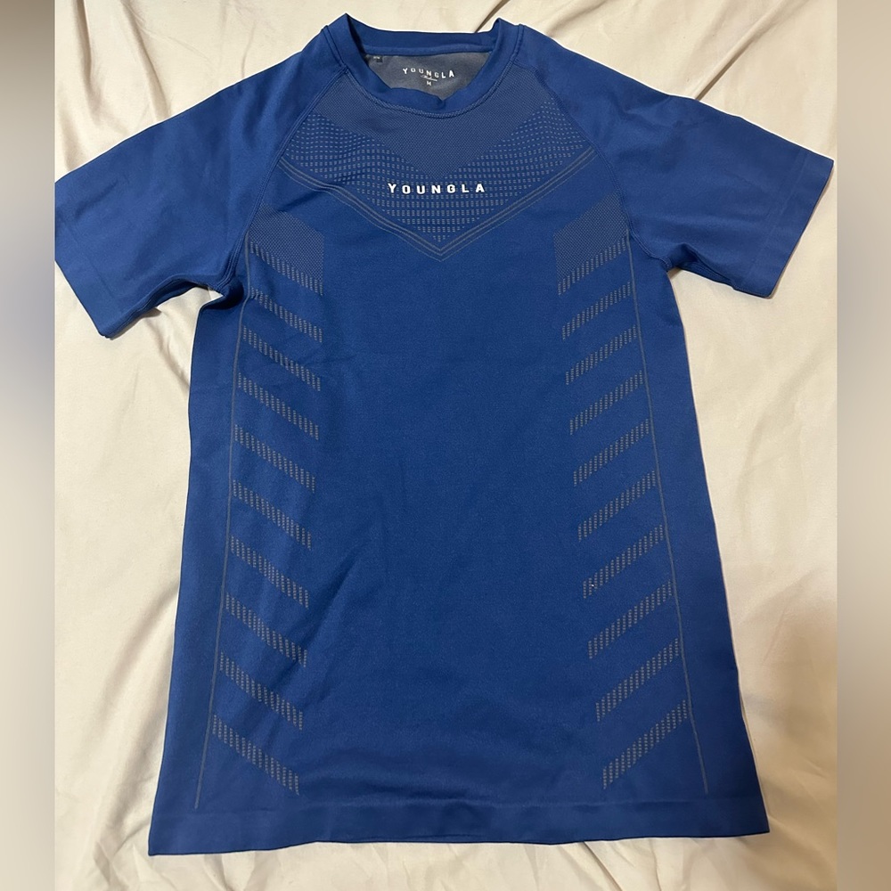Youngla superhero compression shirt sz M